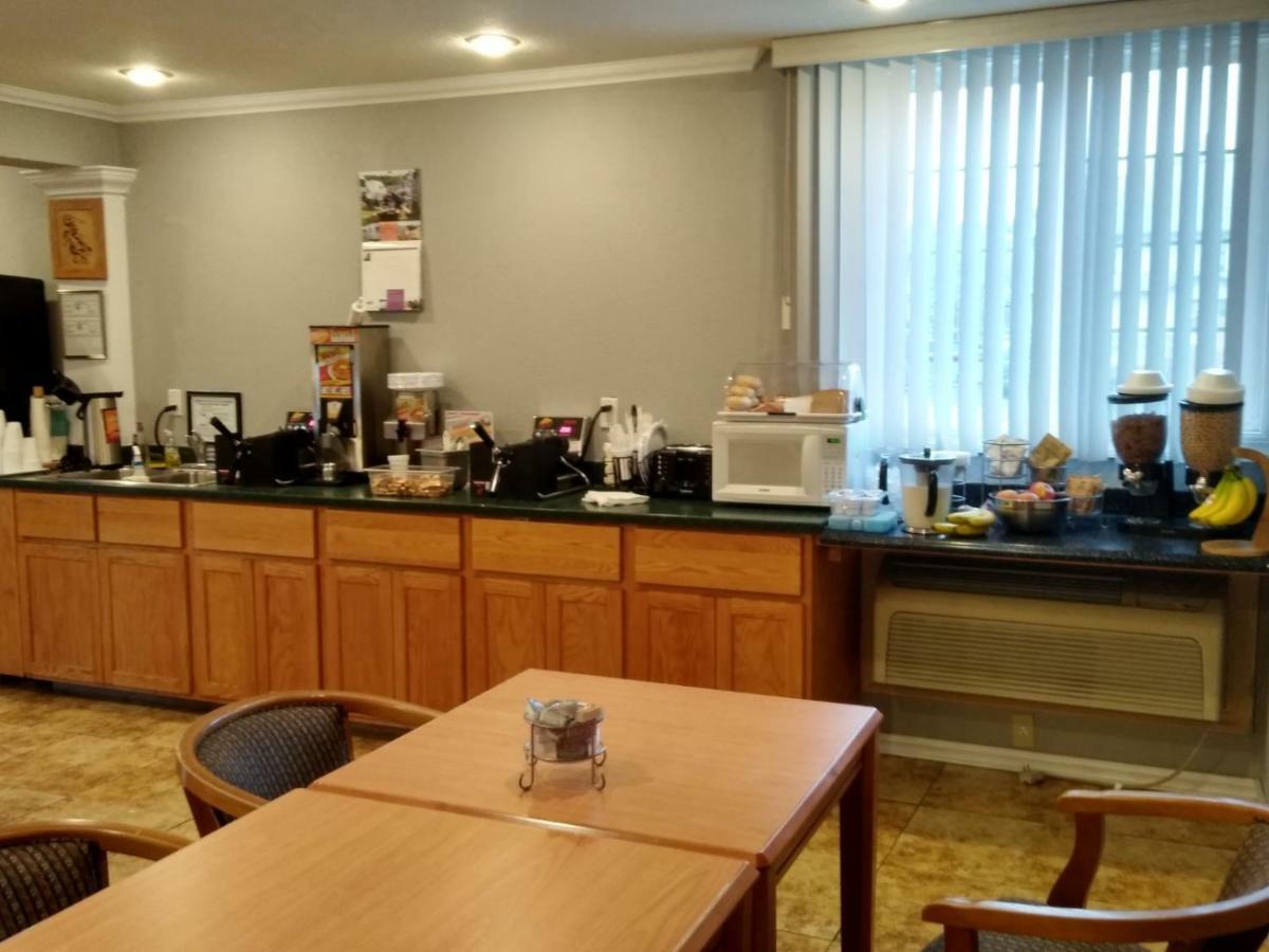 Americas Best Value Inn - Пендлтон Экстерьер фото